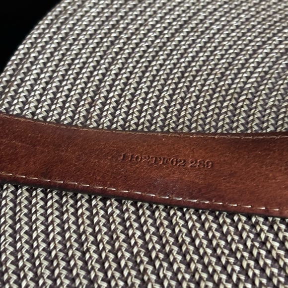 TRAFALGAR ITALIAN SADDLE BROWN LEATHER CLASSIC SQUARE SOLID BRASS BUCKLE SZ 36 - Picture 5 of 9